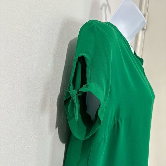 Soho green short sleeve blouse, V-neck color size M  A518 - Picture 3 of 6